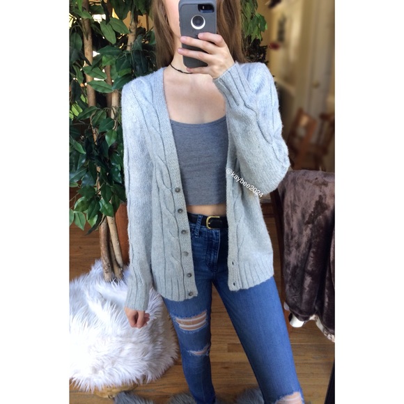Old Navy Sweaters - 🌿 Cozy Gray Essential Knit Cardigan 🌿